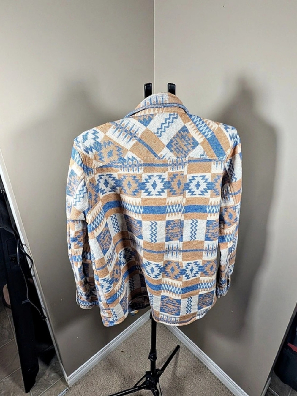 Rock & Roll Cowgirl Men's Geometric Snap-Front Shirt in Blue & Brown - Picture 2 of 8